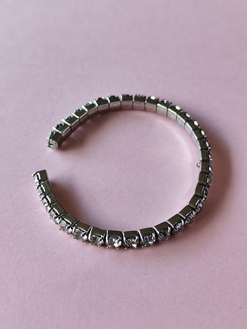 3/$20💗Vintage rhinestone cuff bracelet